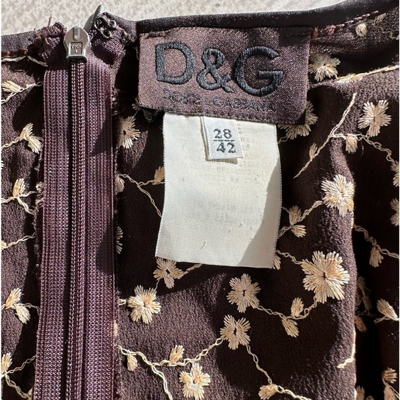 Dolce & Gabbana Brown & White 90s dizzy floral embroidered pencil Midi dress - Picture 4 of 11